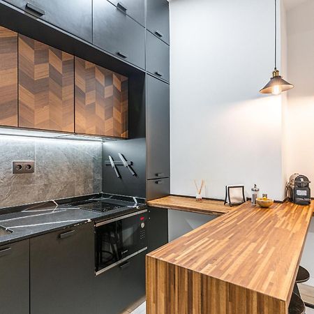 Cc Atocha Apartments Мадрид Екстериор снимка