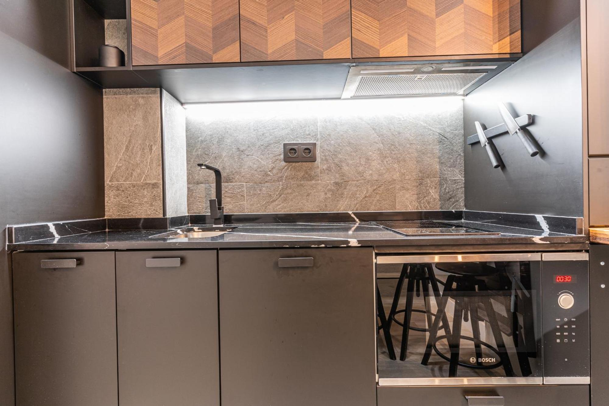 Cc Atocha Apartments Мадрид Екстериор снимка