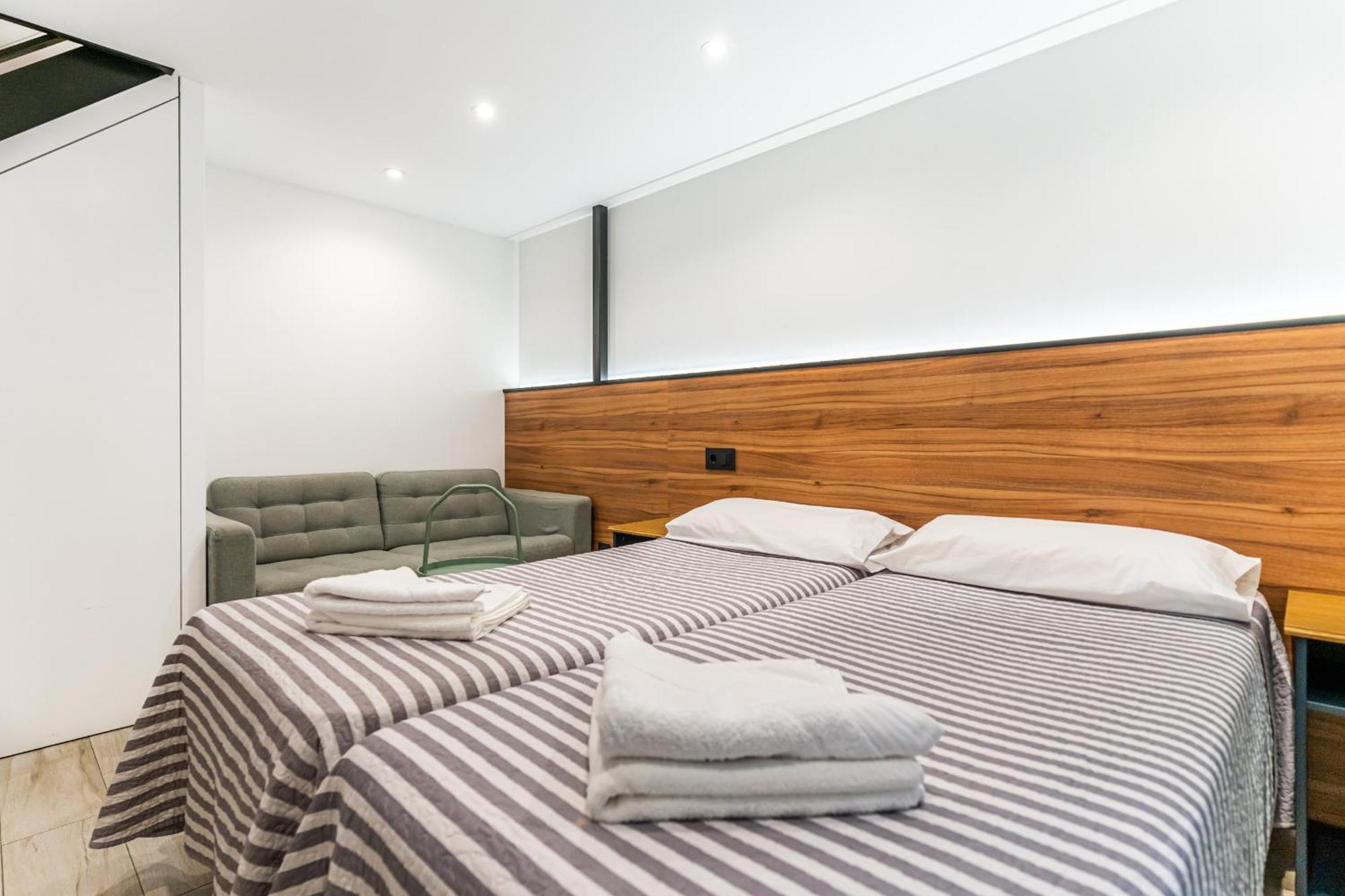 Cc Atocha Apartments Мадрид Екстериор снимка