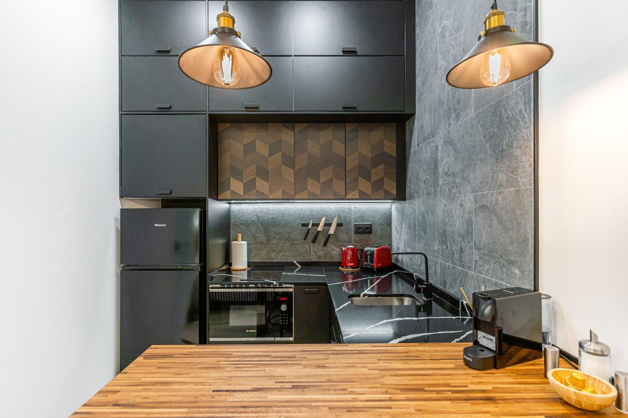 Cc Atocha Apartments Мадрид Екстериор снимка