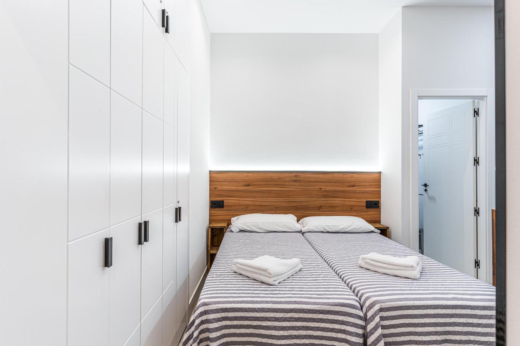 Cc Atocha Apartments Мадрид Екстериор снимка